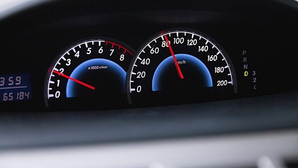 Speedometer Tidak Akurat Pada Mobil